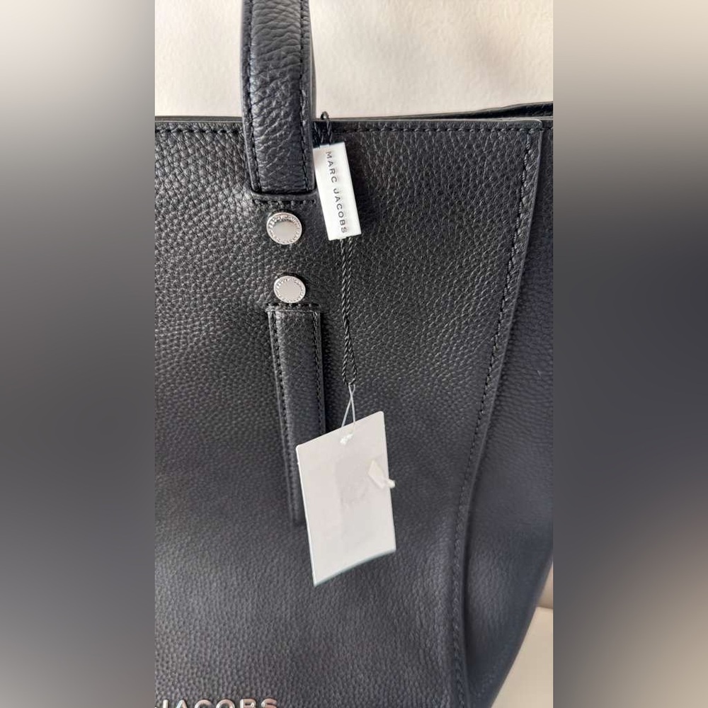 Marc Jacobs Black Pebbled Leather Tote Bag Zip Top Large Shoulder Authentic NWT - Picture 3 of 6